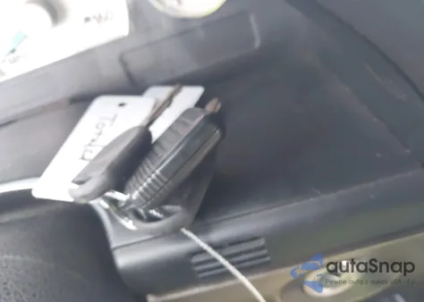 2004 Ford Thunderbird from USA, damaged, VIN 1FAHP60A14Y104987